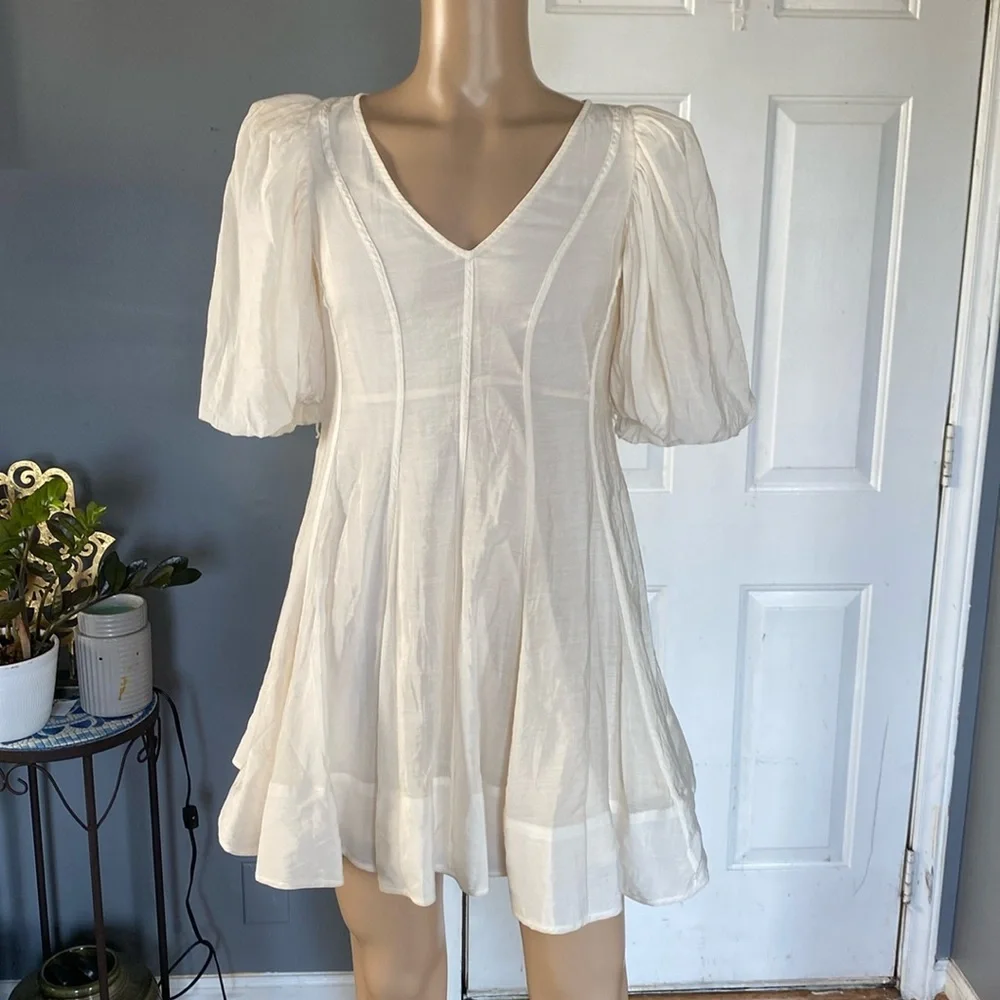 Vestique Miranda nwt dress kb